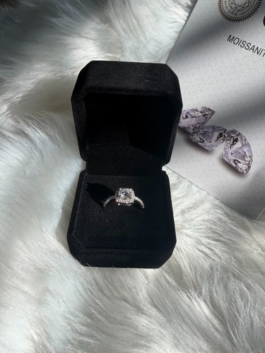 Vvs1 engagement ring - engagement,